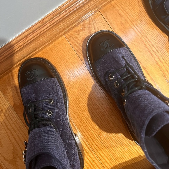Chanel combat denim boots - Picture 3 of 6